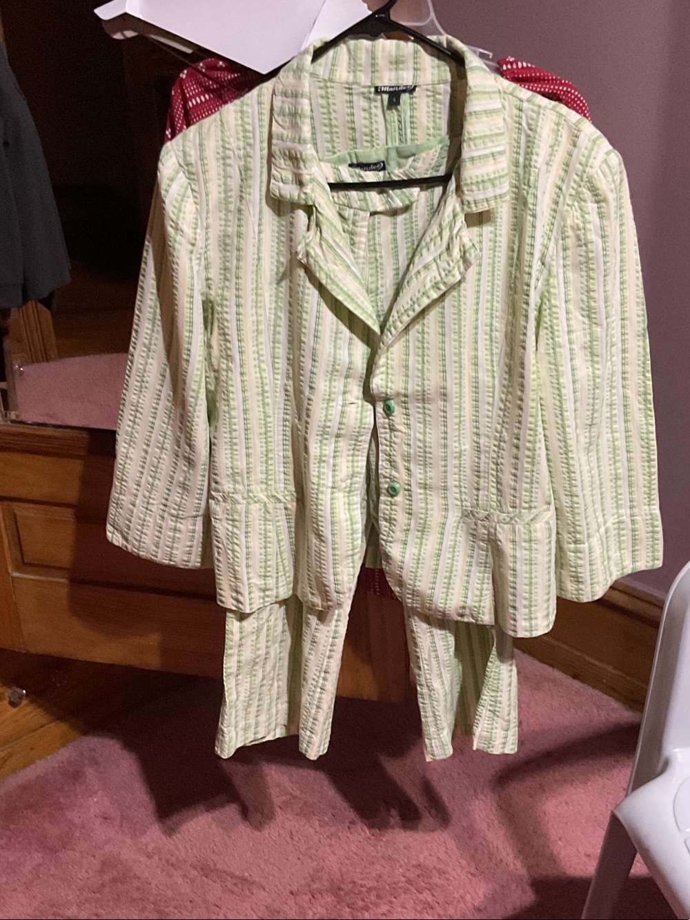 Mandee Women Light Green Striped seer sucker Set